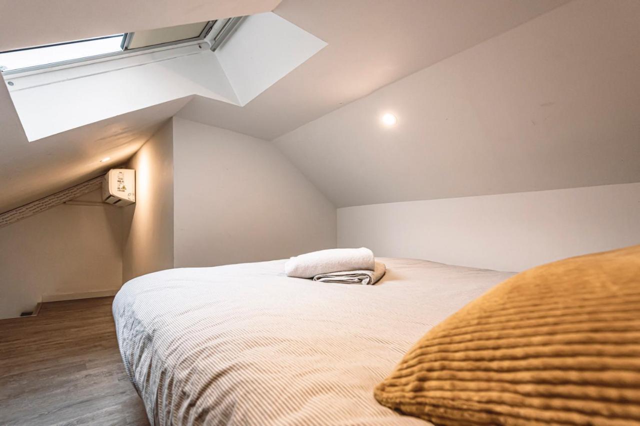 Le Coquet Logement Climatise Face A La Cathedrale - 3G Ρενς Εξωτερικό φωτογραφία
