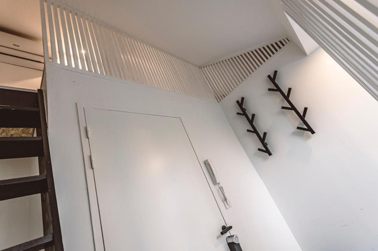 Le Coquet Logement Climatise Face A La Cathedrale - 3G Ρενς Εξωτερικό φωτογραφία